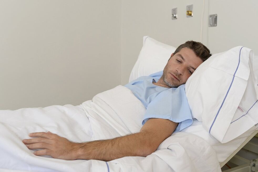 Homme après l'implantation de testicules